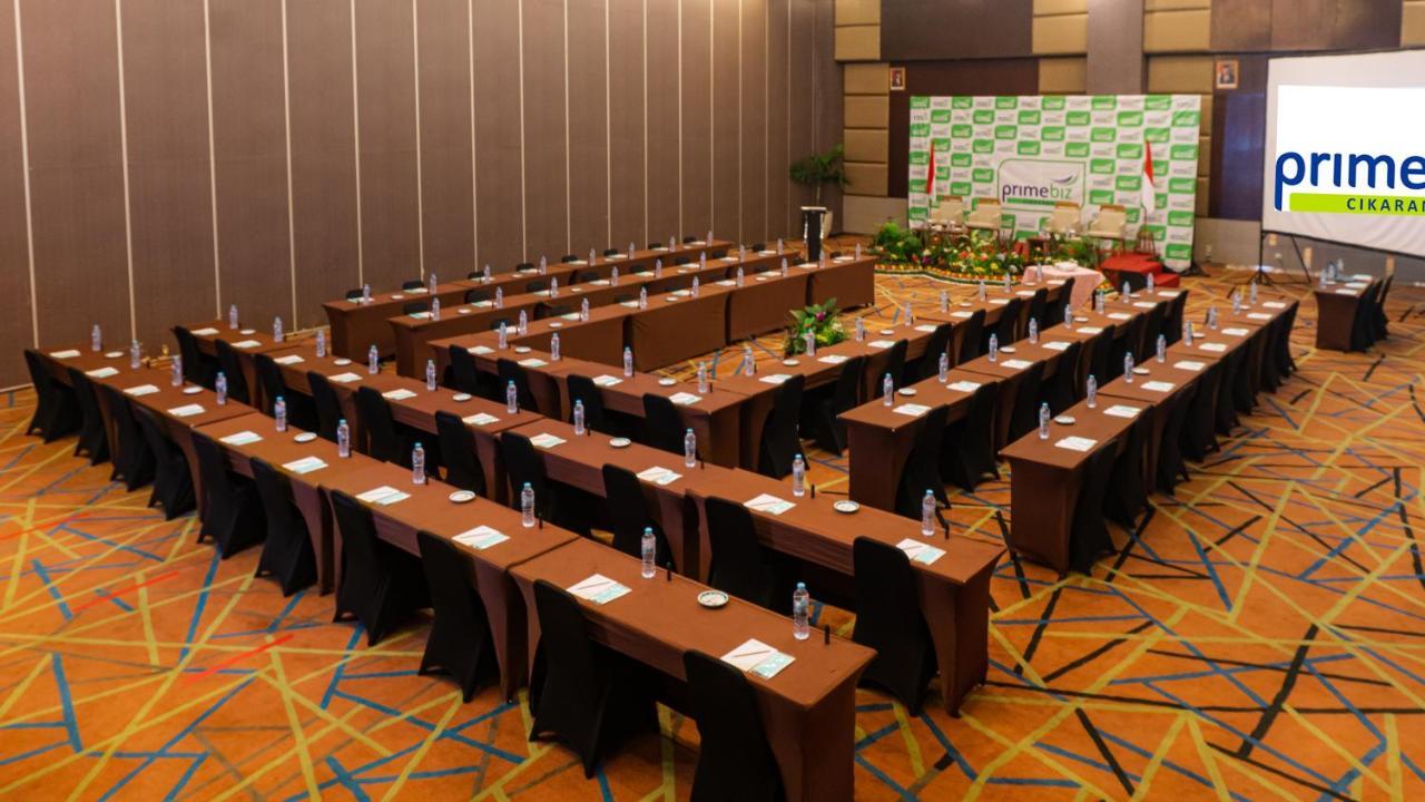 Primebiz Cikarang Hotel Exterior foto