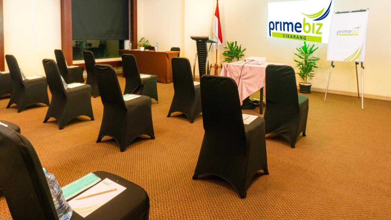 Primebiz Cikarang Hotel Exterior foto