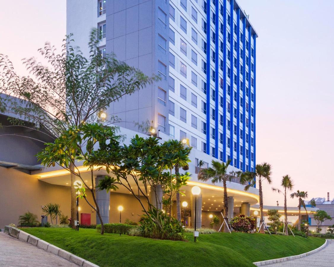 Primebiz Cikarang Hotel Exterior foto