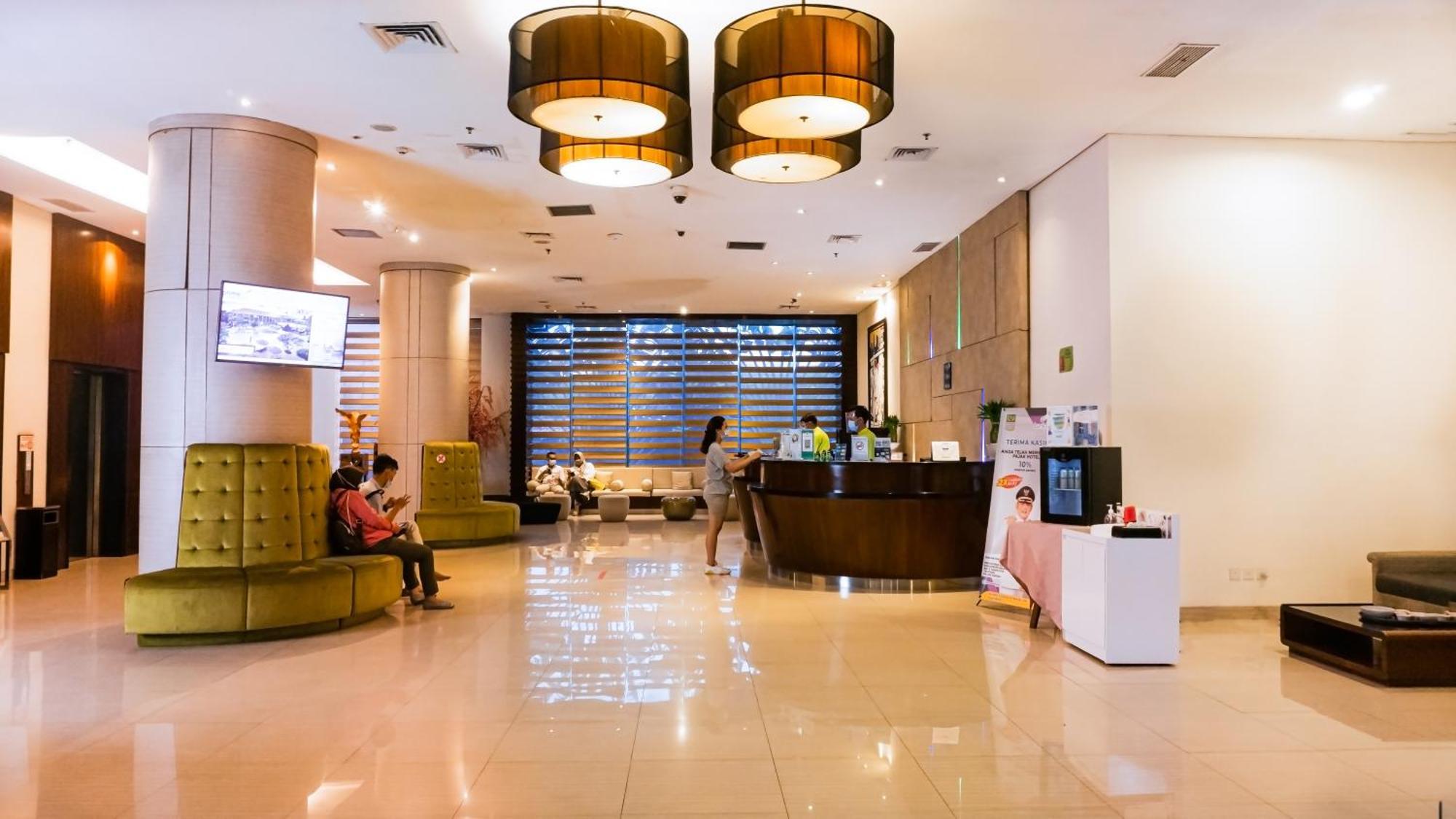 Primebiz Cikarang Hotel Exterior foto
